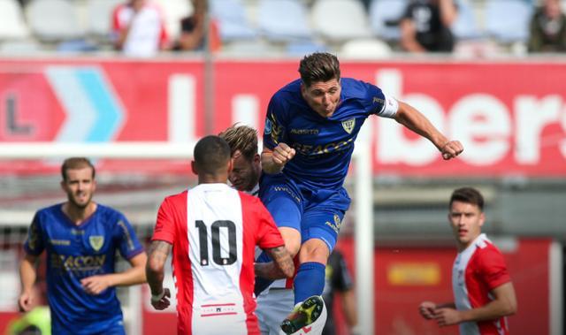 亮相下月新 亮相下月新