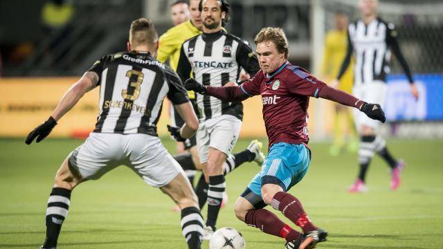 带伤上阵 带伤上阵